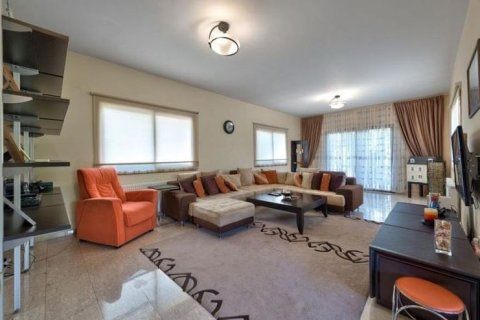 3 bedrooms Villa in Limassol,  No. 46100 13