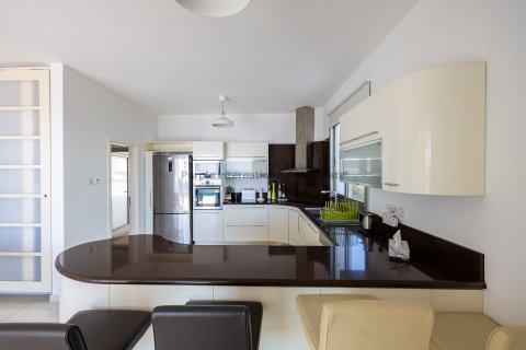 4 bedrooms Villa in Larnaka,  No. 39175 28