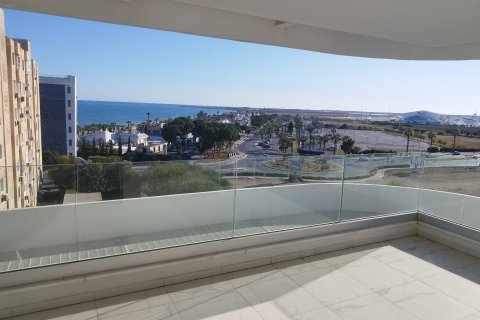 Квартира с 4 спальнями в Ларнака,  № 48972 4