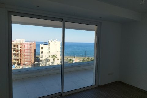 Квартира с 4 спальнями в Ларнака,  № 48972 11