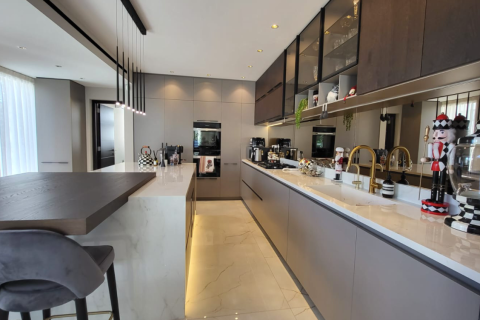 5 bedrooms Villa in Oroklini, Larnaka,  No. 48973 6