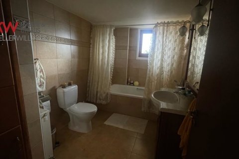 200m2 Townhouse in Nicosia,  No. 40005 19