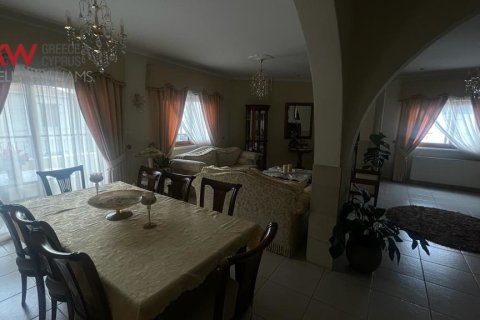 200m2 Townhouse in Nicosia,  No. 40005 2