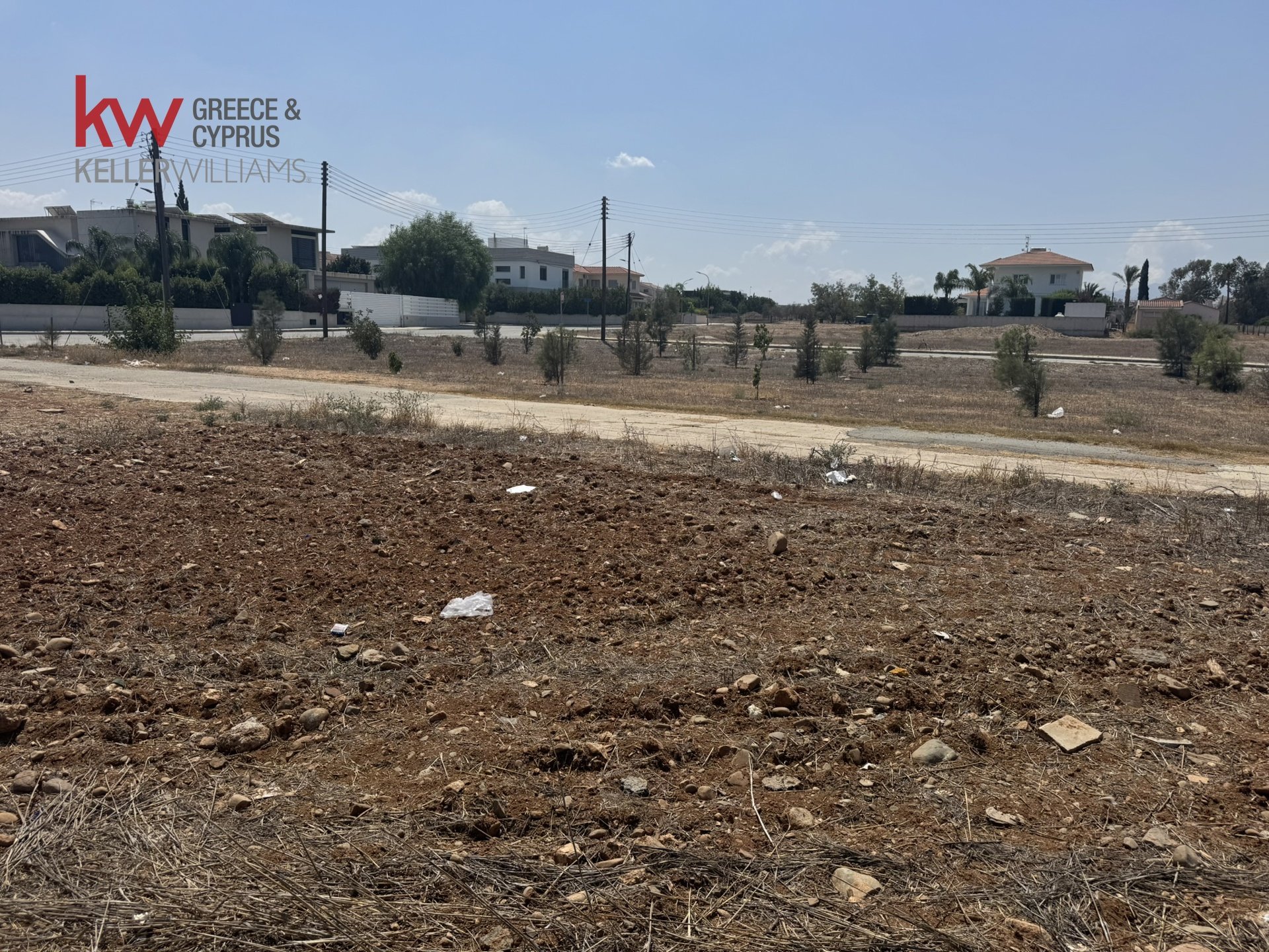 1020m2 Land in Lakatamia, Nicosia, Cyprus No. 40001