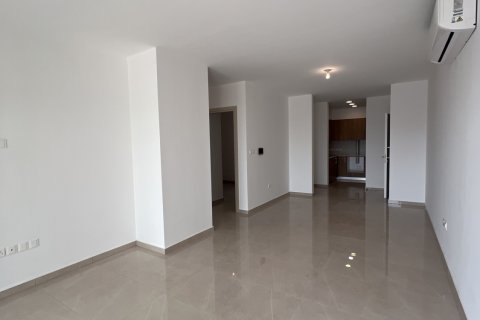 2 bedrooms Apartment in Larnaka,  No. 39995 3