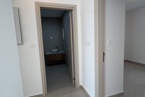 2 bedrooms Apartment in Larnaka,  No. 39995 17