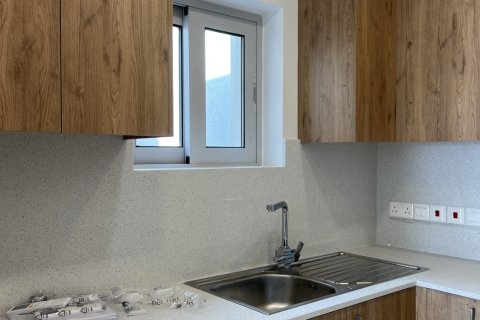 2 bedrooms Apartment in Larnaka,  No. 39995 4