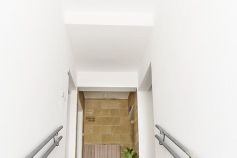 2 bedrooms Apartment in Aglandjia, Nicosia,  No. 39994 2