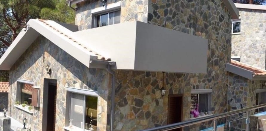 4 dormitorios Villa en Moniatis, Limassol,  No. 55703