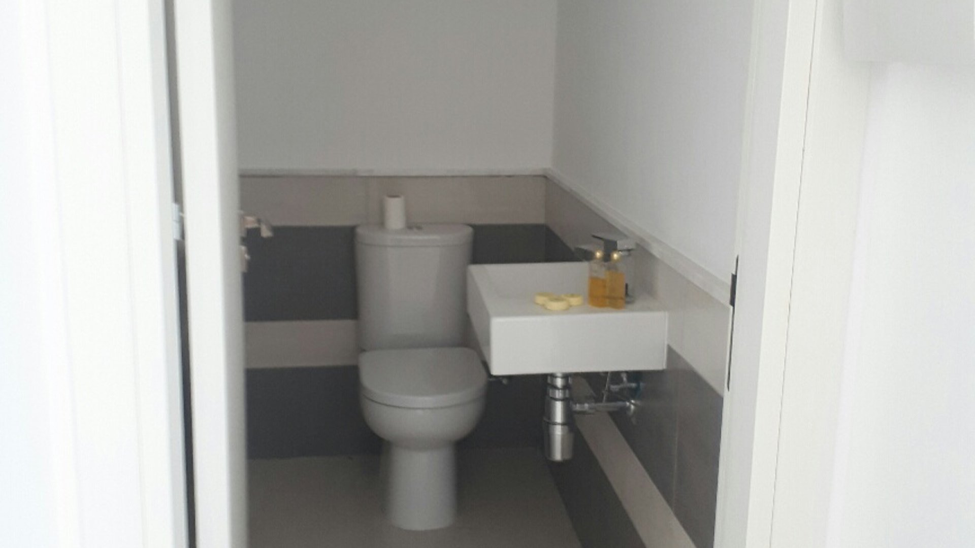 3 chambres Villa à Moni, Limassol, Chypre No. 25578