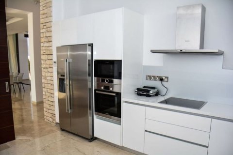 4 bedrooms Villa in Agios Georgios, Limassol,  No. 46135 13
