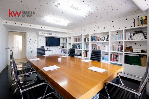 13 rooms Office in Larnaka,  No. 40327