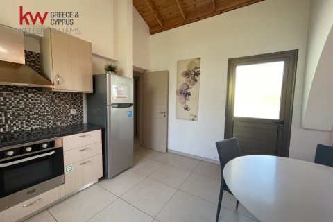 2 bedrooms Bungalow in Larnaka,  No. 40328 9