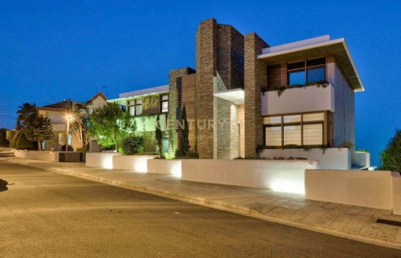 6 bedrooms Villa in Mesa Geitonia, Limassol, Cyprus No. 56127