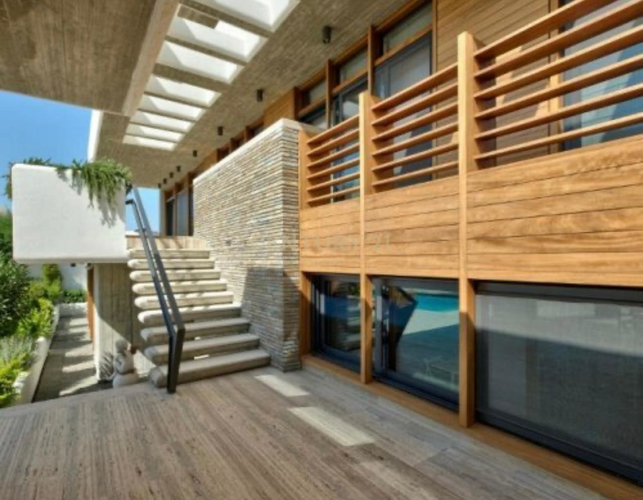 6 bedrooms Villa in Mesa Geitonia, Limassol, Cyprus No. 56127