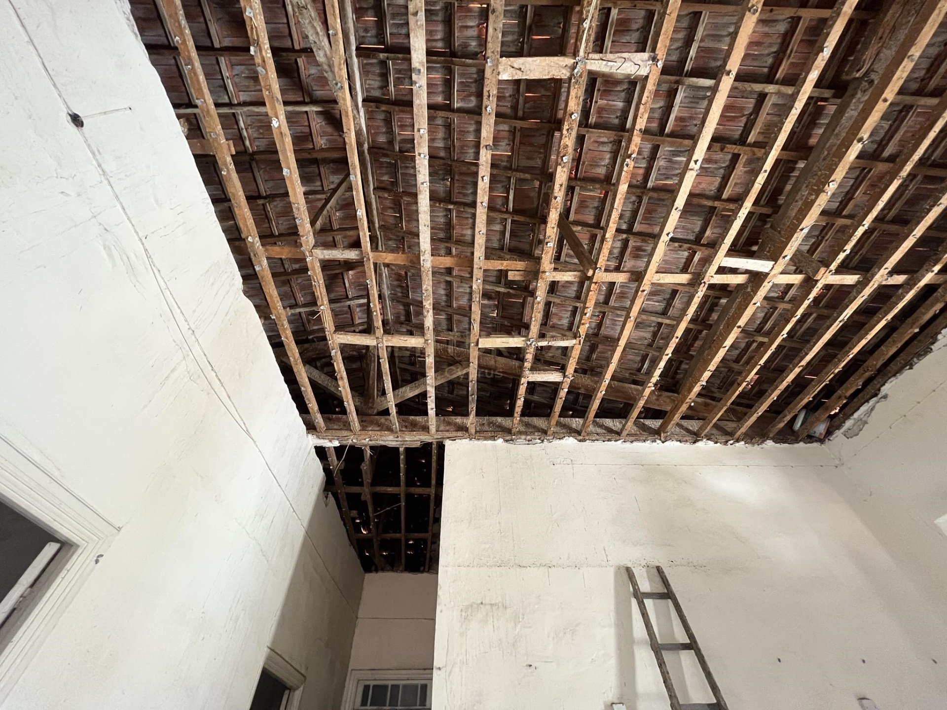 332m2 Propriété commerciale à Limassol, Chypre No. 56123