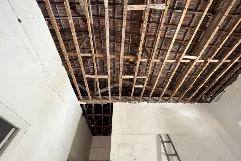 Коммерческая недвижимость 332м2 в Лимассол, Лимасол,  № 56123 9