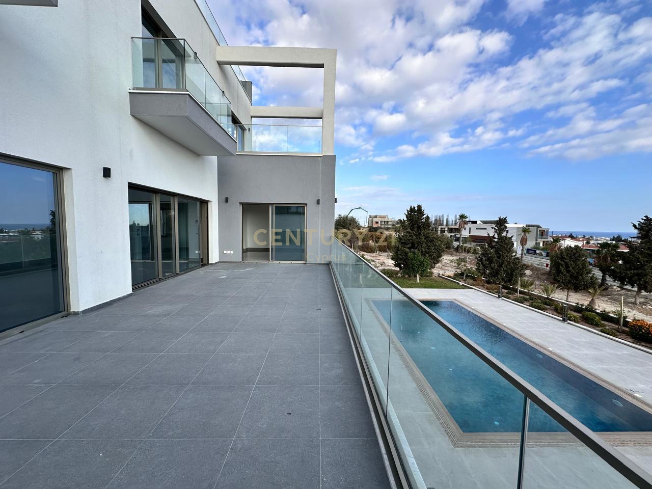 5 dormitorios Villa en Germasogeia, Limassol, Chipre No. 56128