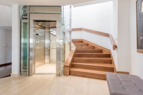 5 dormitorios Villa en Agios Tychonas, Limassol,  No. 56126 12