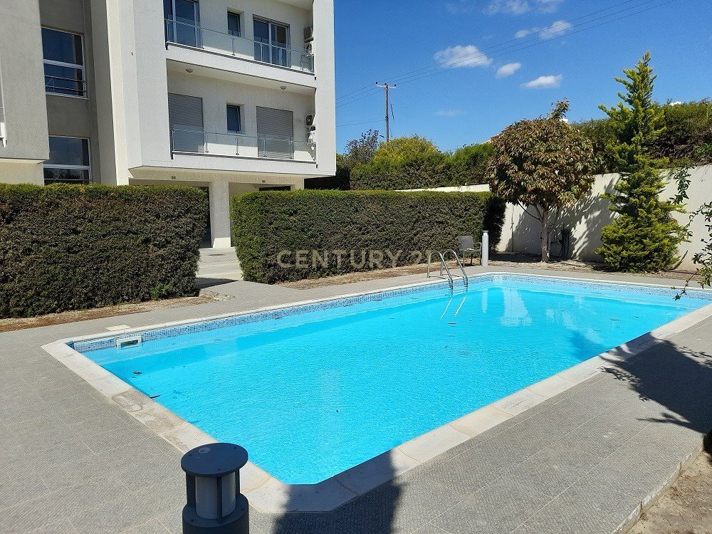 3 dormitorios Apartamento en Agios Tychonas, Limassol, Chipre No. 56125