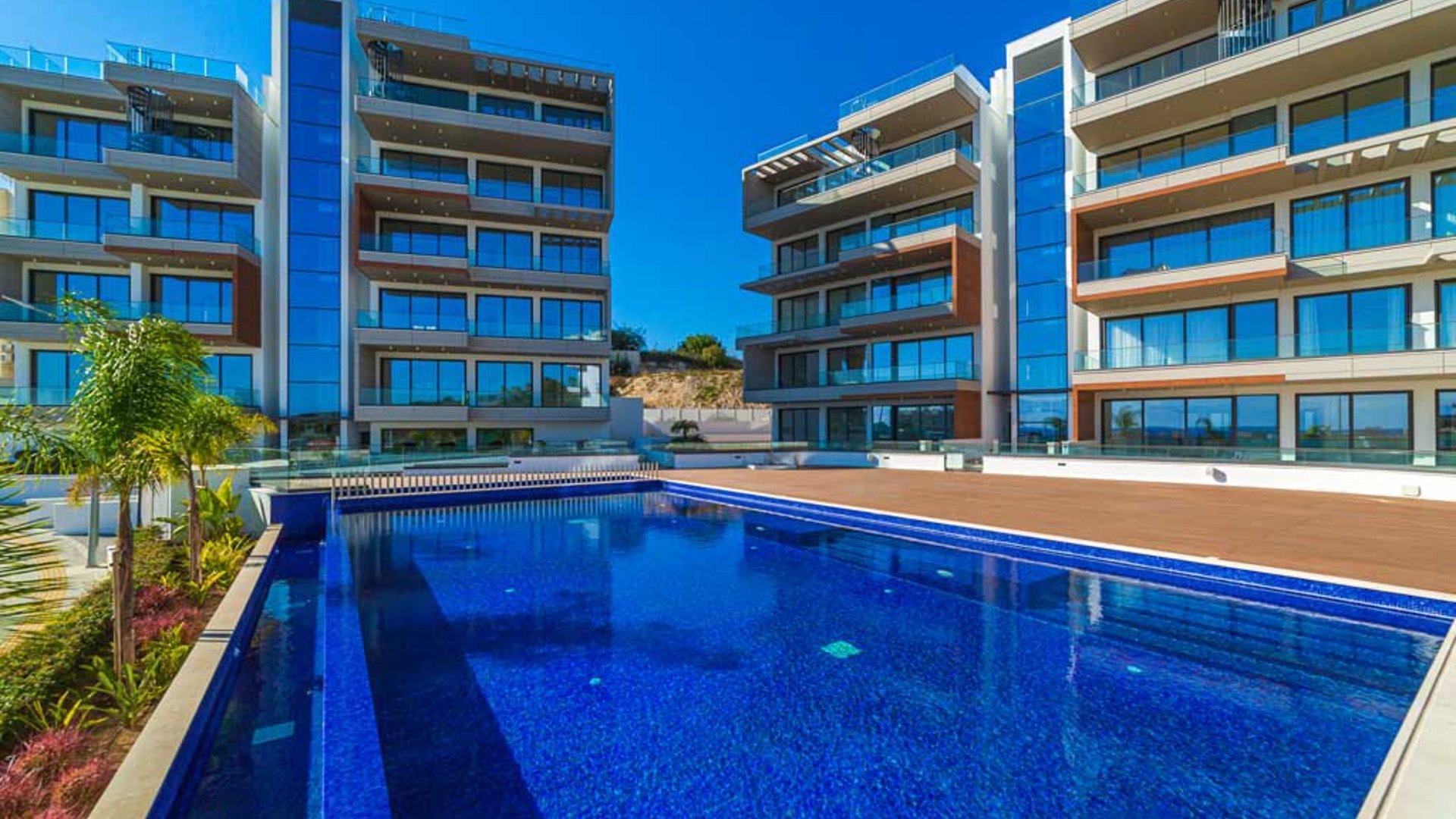 2 bedrooms Apartment in Agios Tychonas, Limassol, Cyprus No. 25619