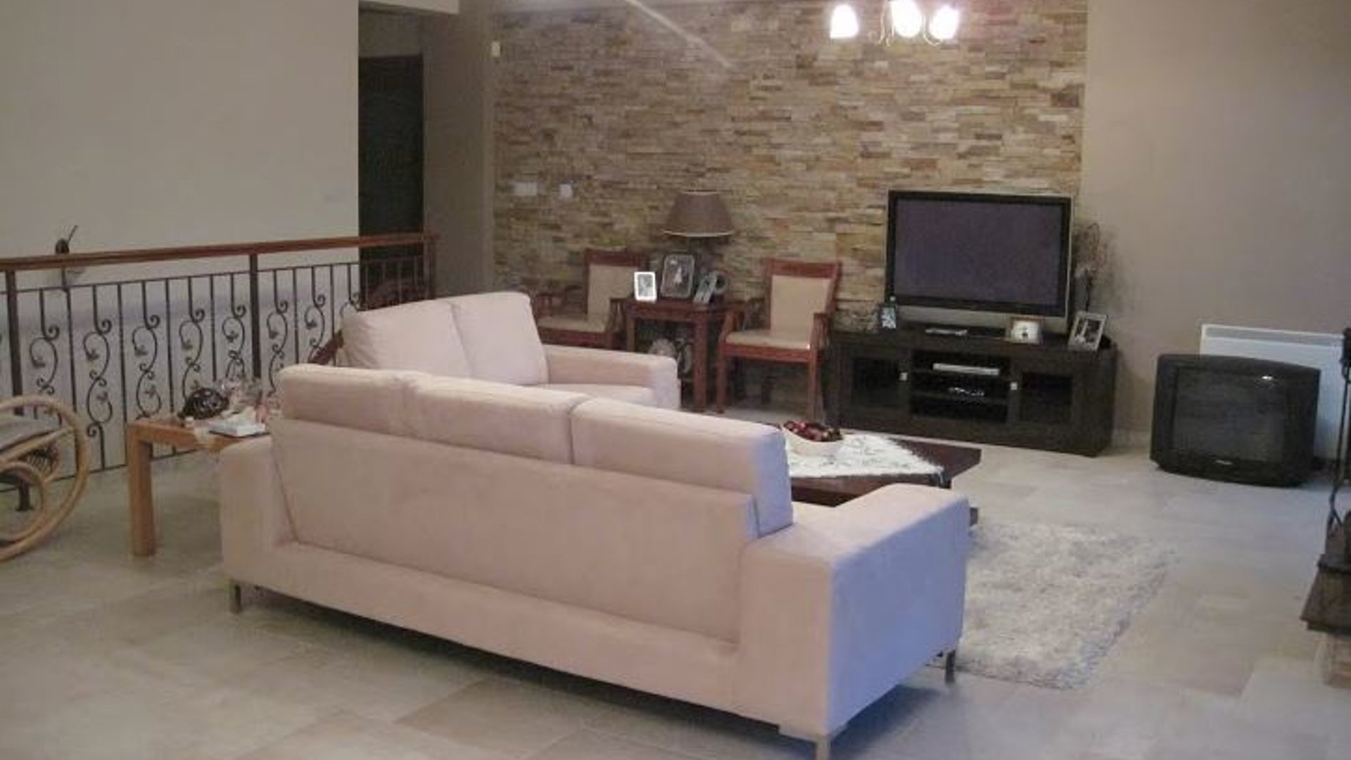 5 bedrooms Villa in Moniatis, Limassol, Cyprus No. 25613