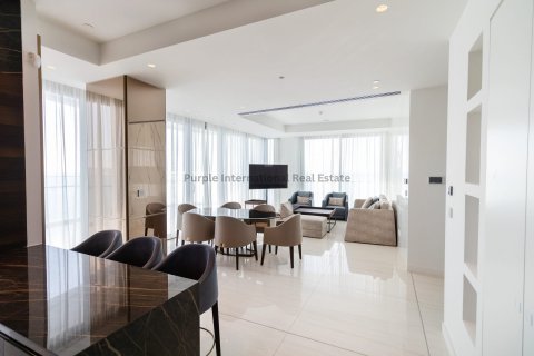 3 bedrooms Apartment in Limassol,  No. 37601 2