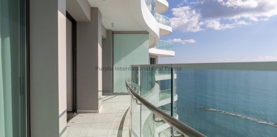 2 bedrooms Apartment in Limassol, No. 37602