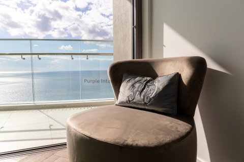 2 bedrooms Apartment in Limassol, No. 37602 6