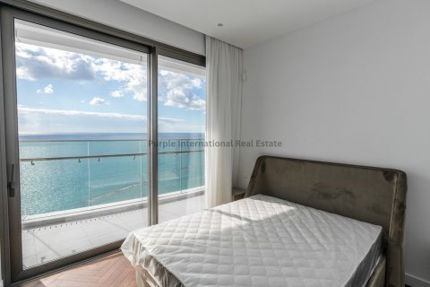 2 bedrooms Apartment in Limassol, No. 37602 7