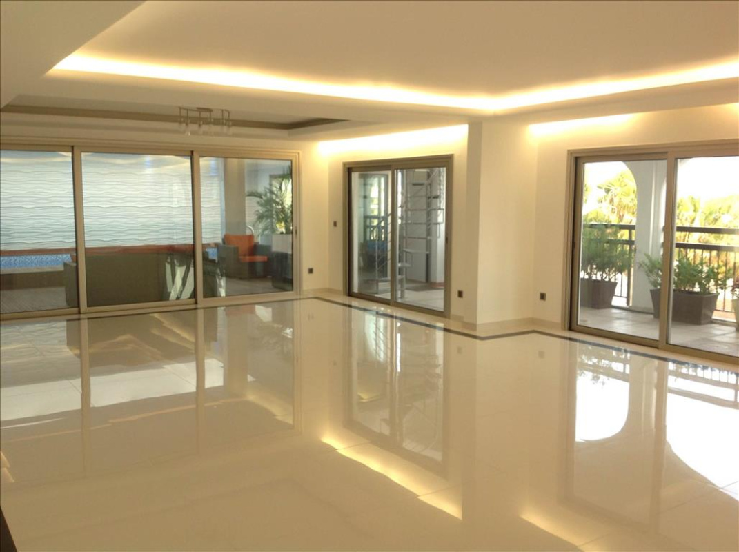 5 bedrooms Apartment in Limassol, Cyprus No. 38283