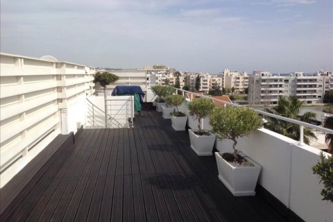 5 bedrooms Apartment in Limassol, No. 38283 9