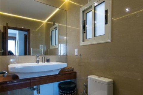 Квартира с 4 спальнями в Лимассол, Лимасол,  № 38282 8