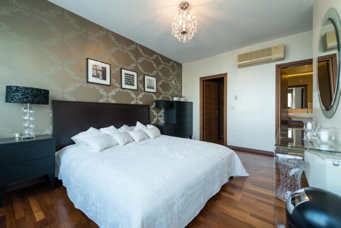 4 bedrooms Apartment in Limassol, Cyprus No. 38282