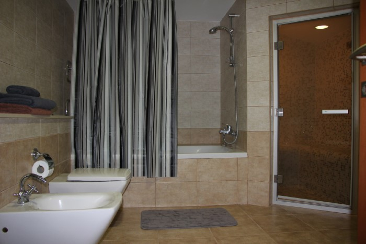 2 bedrooms Apartment in Limassol, Cyprus No. 38284