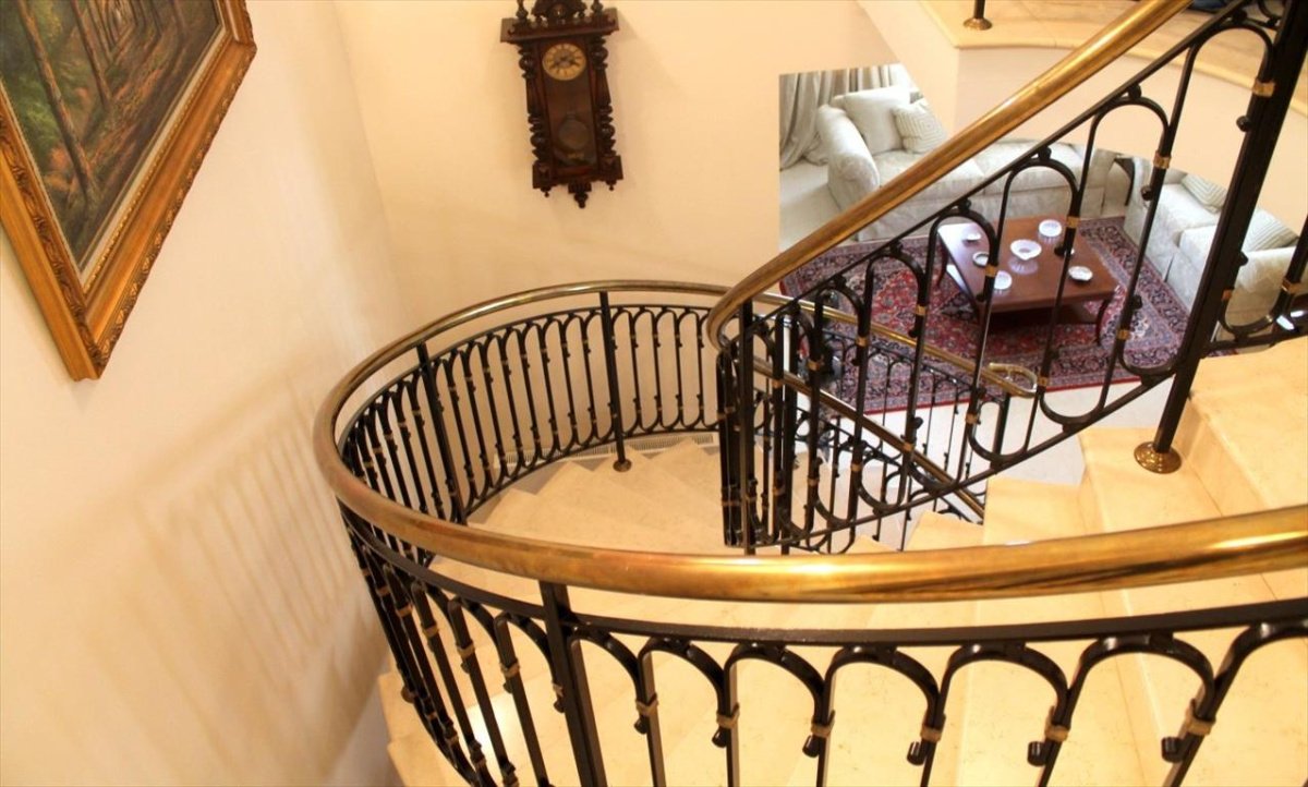 4 bedrooms Villa in Limassol, Cyprus No. 38280