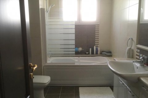 4 bedrooms Villa in Limassol, No. 38280 14