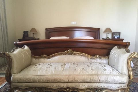 4 bedrooms Villa in Limassol, No. 38280 12