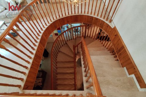 4 bedrooms Townhouse in Larnaka,  No. 40598 14