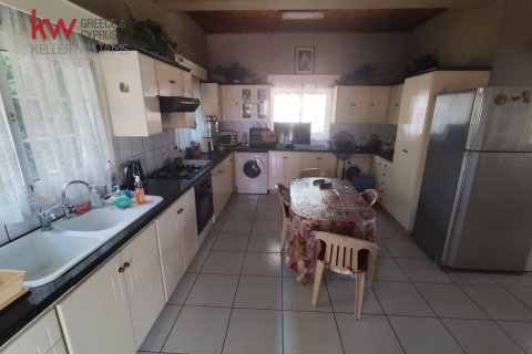 4 bedrooms Townhouse in Larnaka,  No. 40598 12