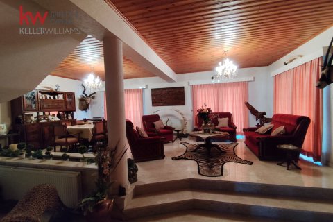 4 bedrooms Townhouse in Larnaka,  No. 40598 6