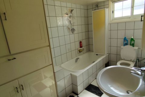 4 bedrooms Townhouse in Larnaka,  No. 40598 17