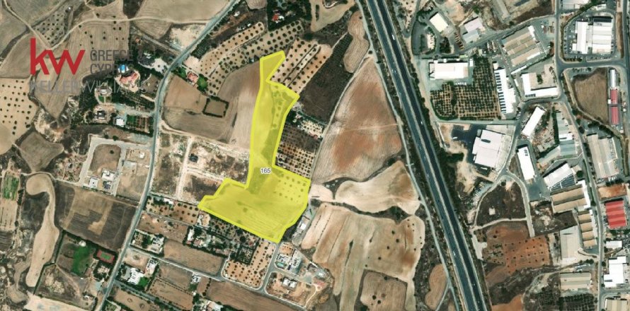 32182m2 Land in Agios Georgios, Nicosia,  No. 40594
