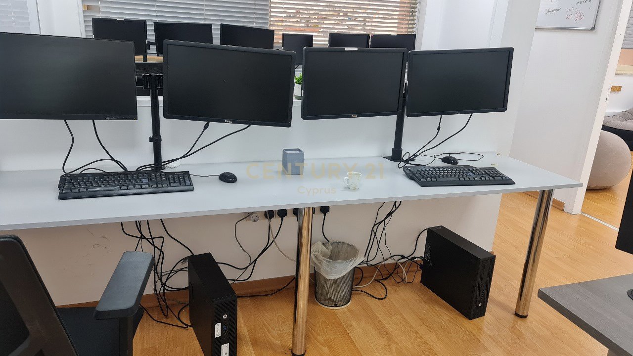 230m2 Office in Limassol, Cyprus No. 54178