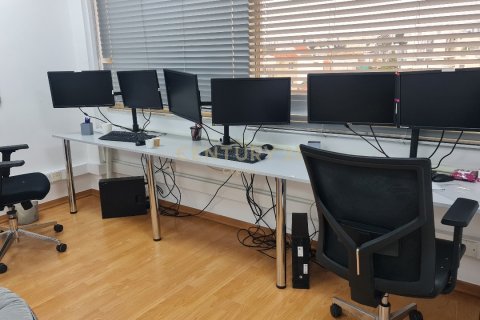 230m2 Oficina en Limassol,  No. 54178 5