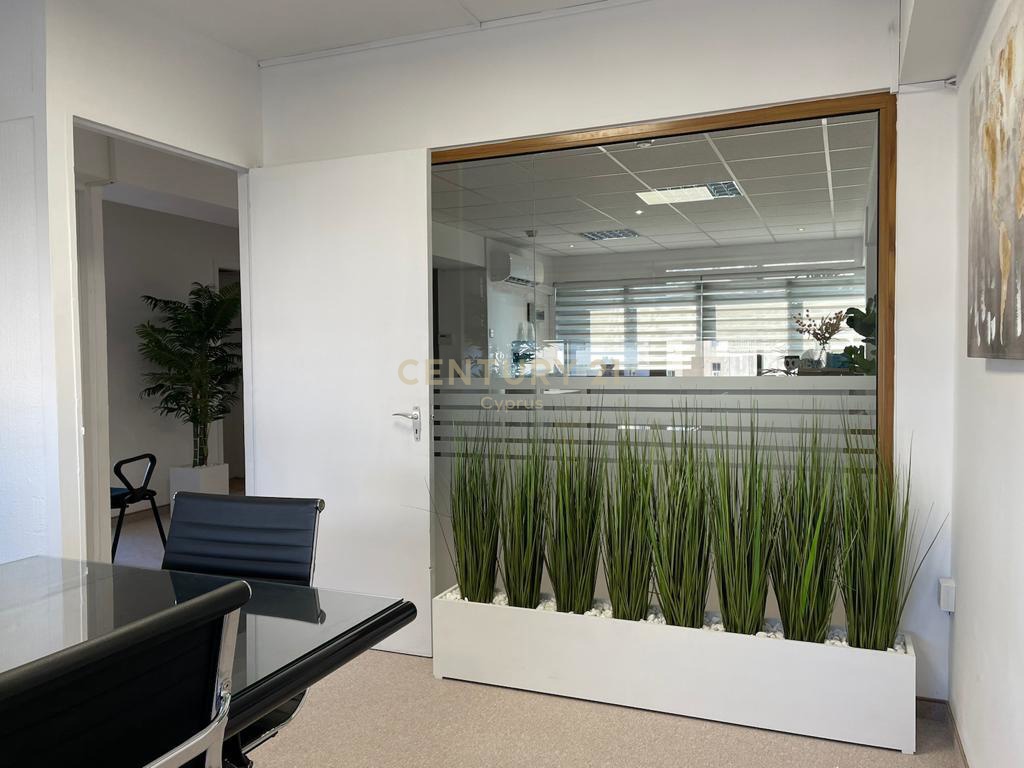 200m2 Office in Limassol, Cyprus No. 54177