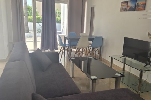 2 bedrooms Apartment in Oroklini, Larnaka,  No. 39582 2