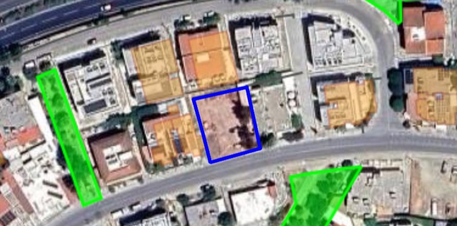 540m2 Land in Strovolos, Nicosia,  No. 39587