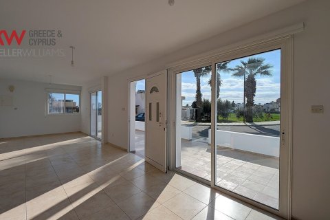 307m2 Commercial property in Kiti, Larnaka,  No. 50664 6