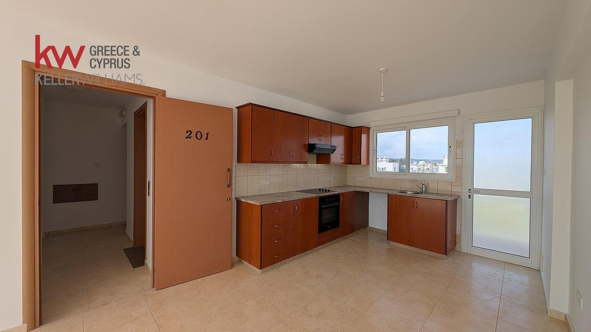 307m2 Propriété commerciale à Kiti, Larnaka, Chypre No. 50664